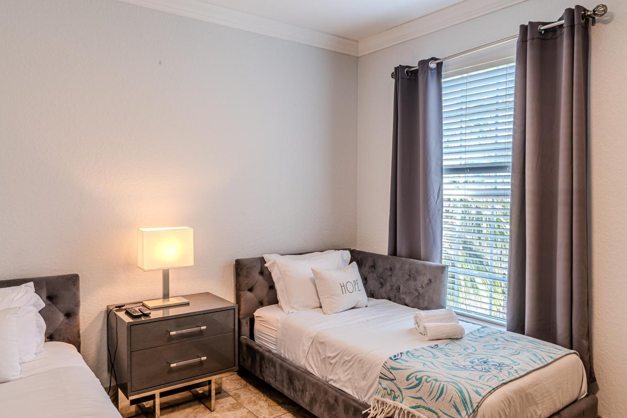 Apartment 3 Bedroom In Tuscana Resort , 15" From Disney Kissimmee Kültér fotó